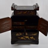 Box Japan early twentieth century