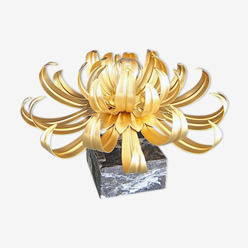 Metal gold flower lamp