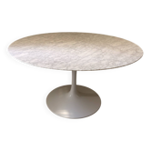 Table Tulip ronde en marbre