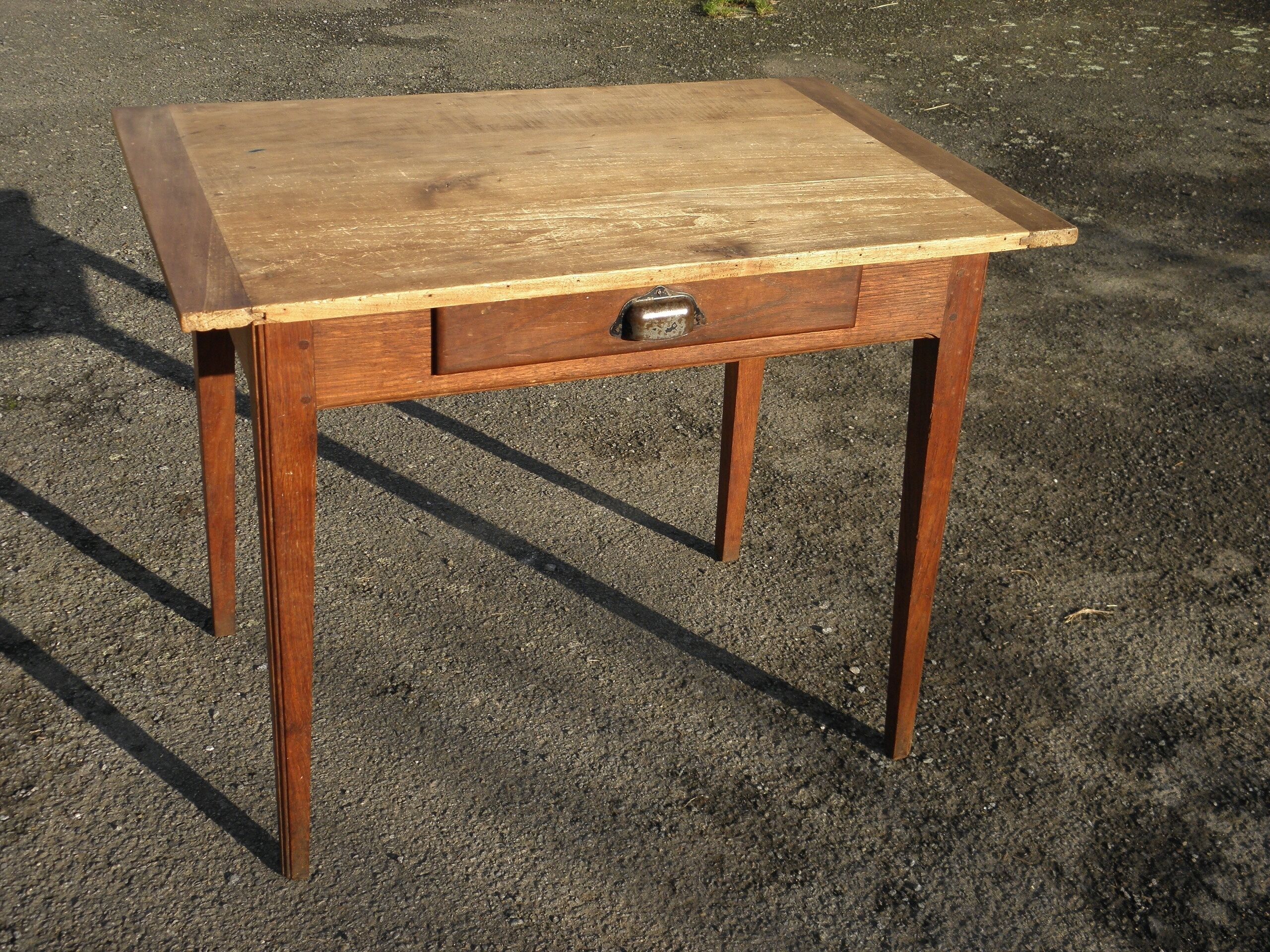 Ash drawer table 95 x 62 cm