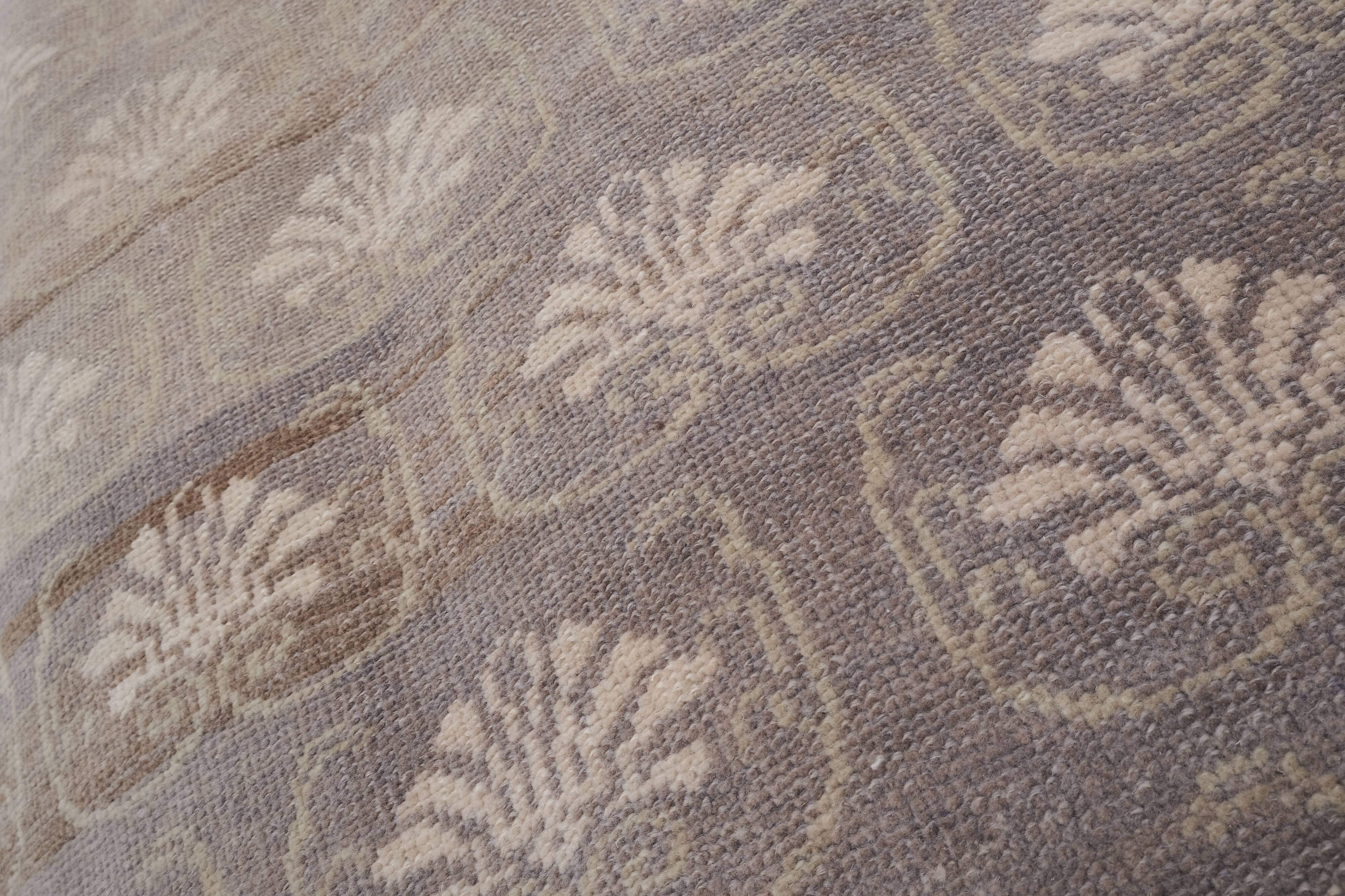 Vintage midcentury karapinar floral brown wool rug