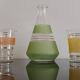 Ensemble de 4 verres granités de couleur avec sa carafe
