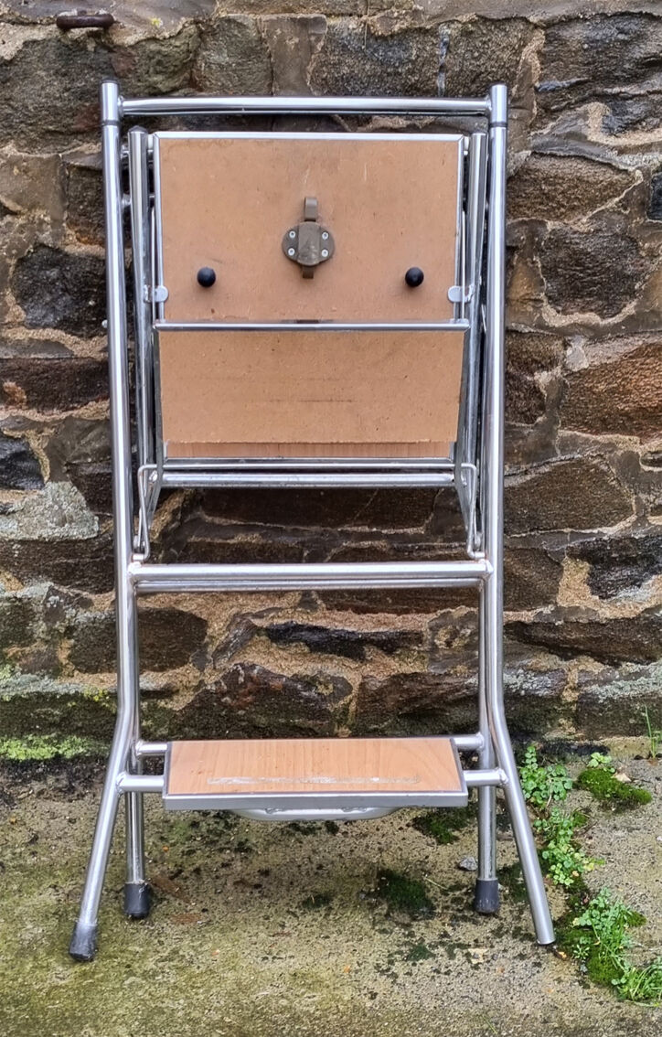 Chaise formica escabeau escamotable, vintage, années 70