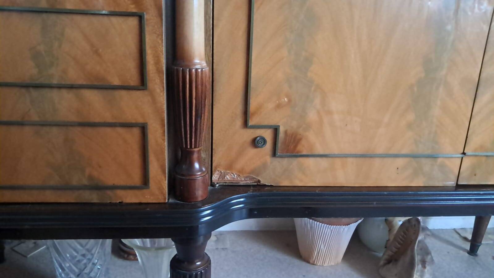 Enfilade (long buffet) style Louis XVI