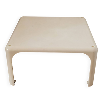 DEMETRIO 45 white coffee table design Vico Magistretti by Artemide Italy 1960