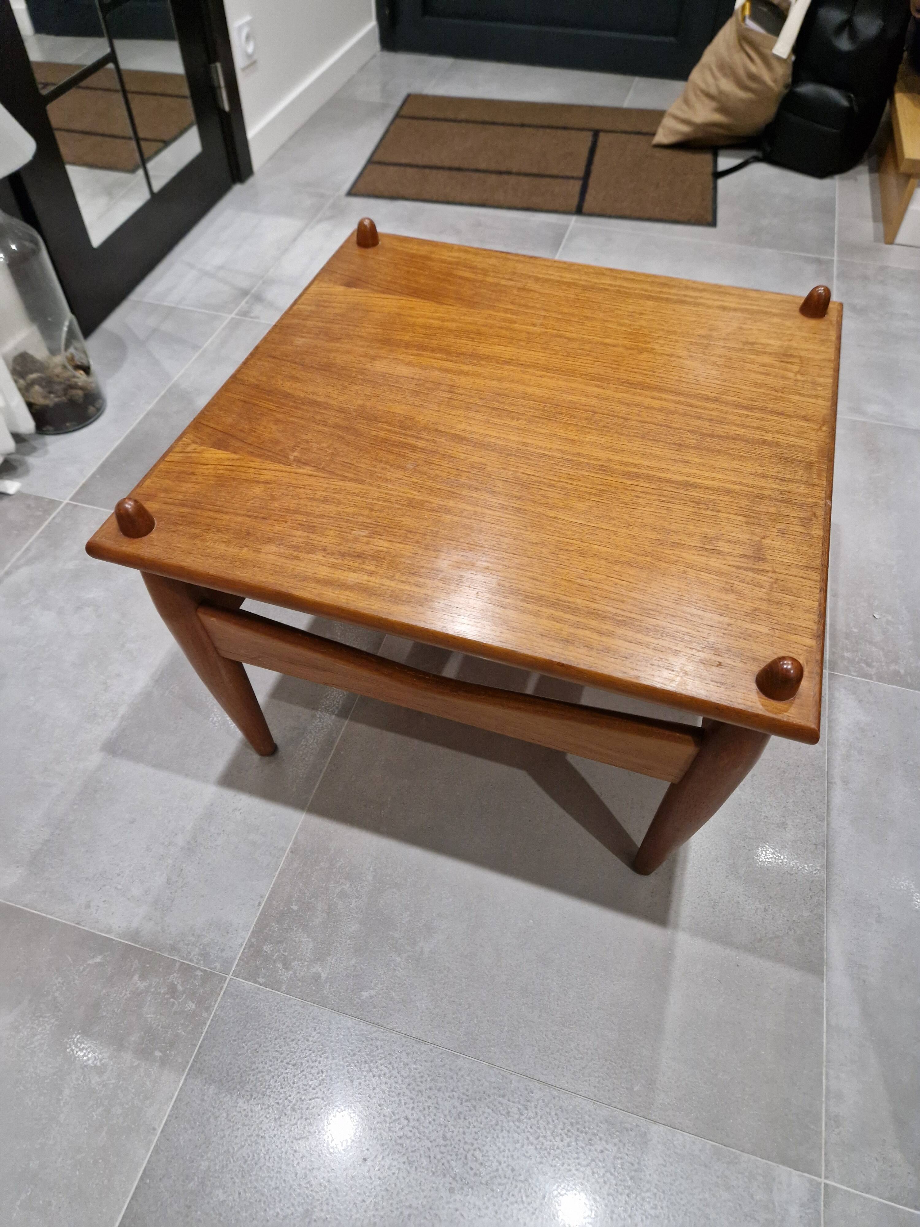 Vintage coffee table by Ilkum Wilkeso – 1960s Scandinavian design