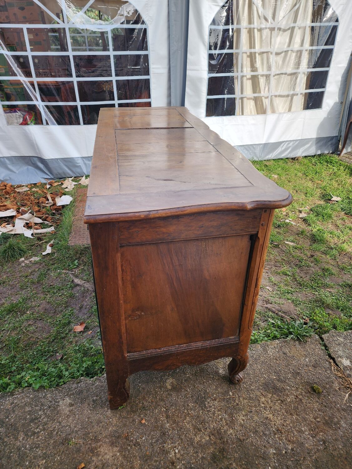 Louis XV style chest of drawers