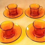 Amber coffee cups 70s