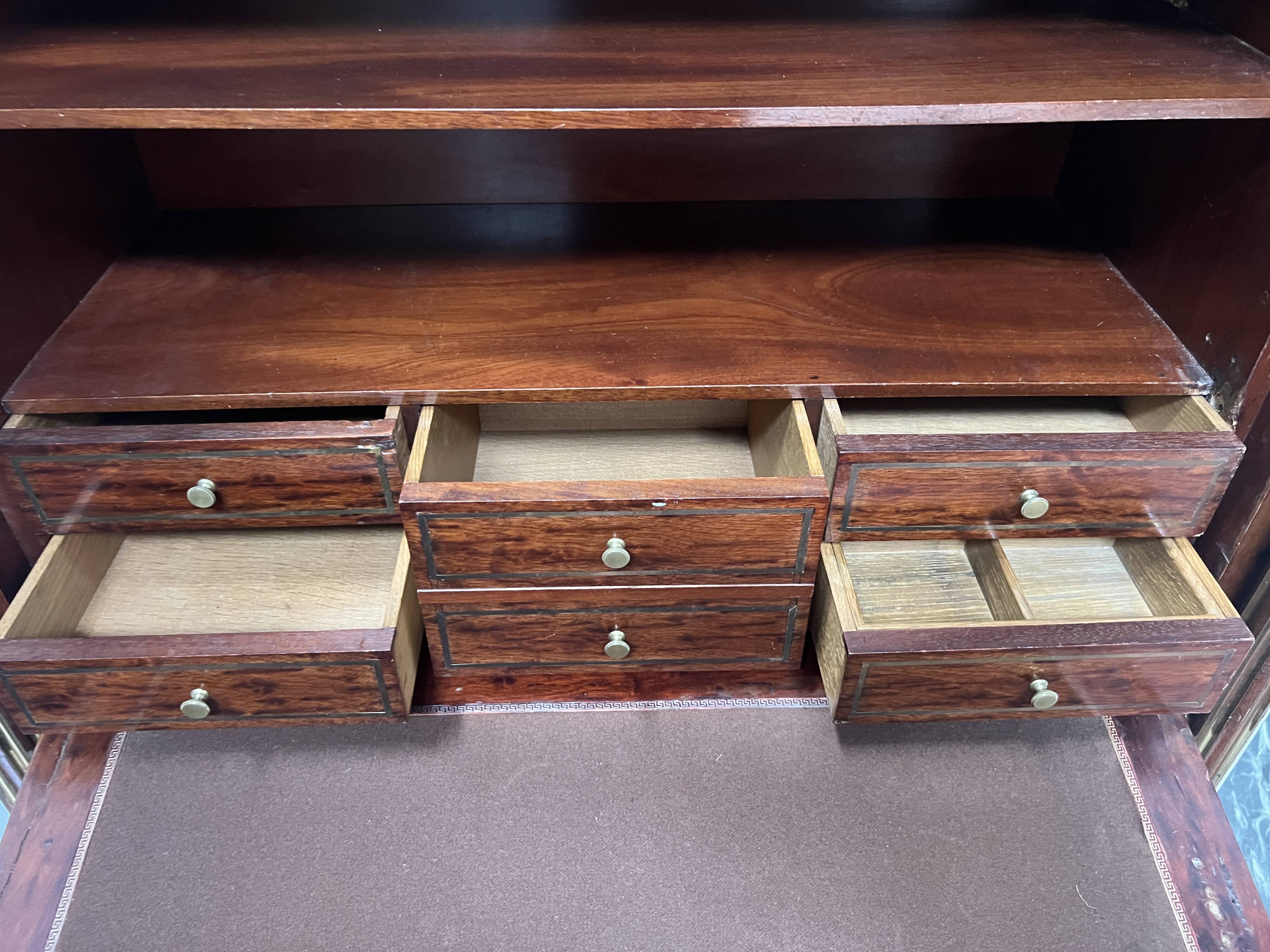 Napoleon III secretary in Louis XVI style made of mahogany, 19th century.