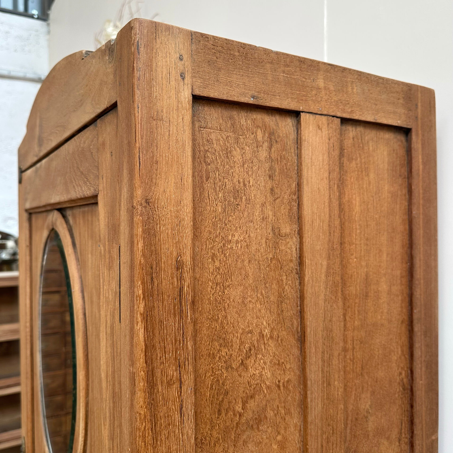 Petite armoire ancienne