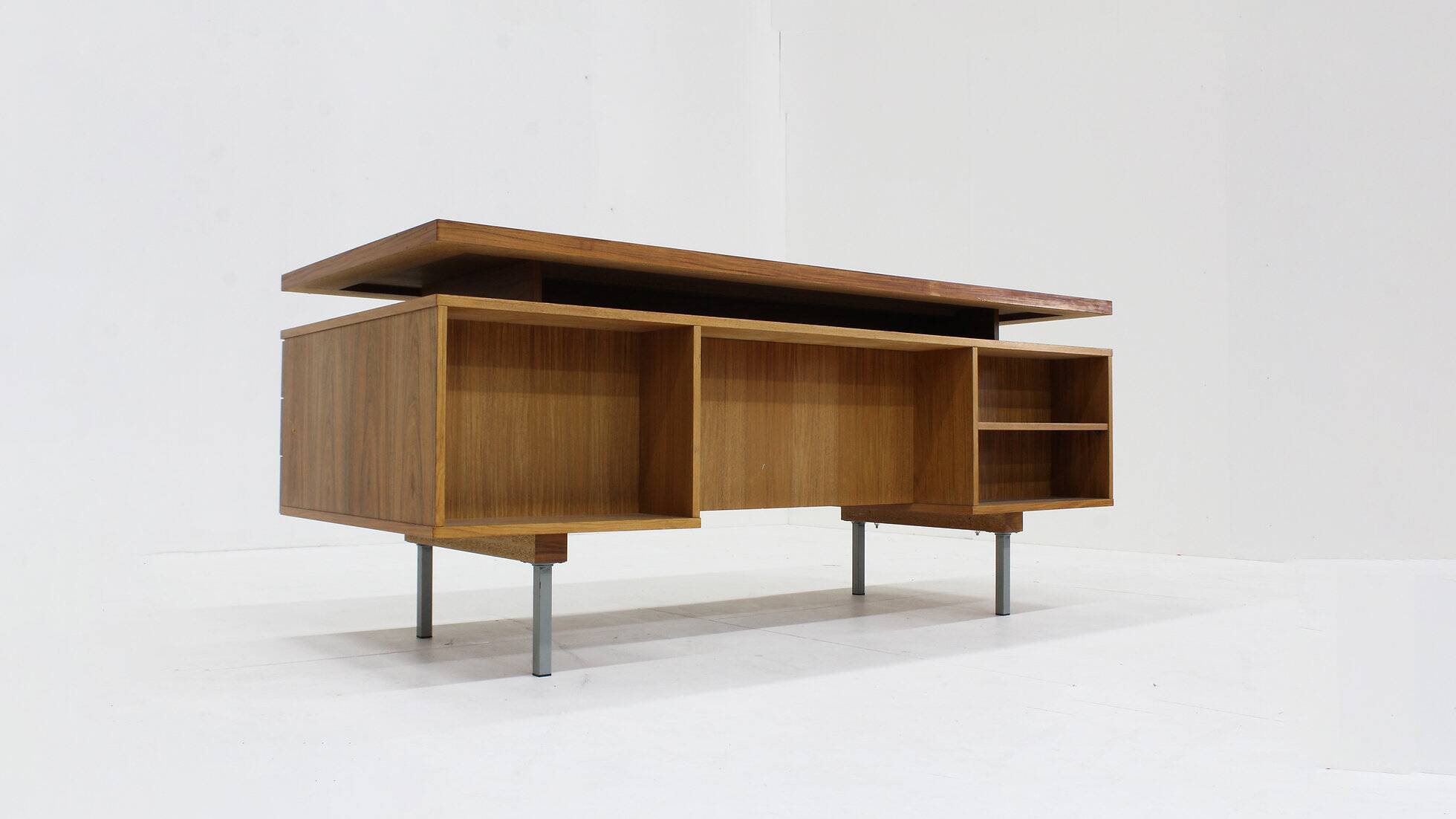 Bureau, Danemark années 1960