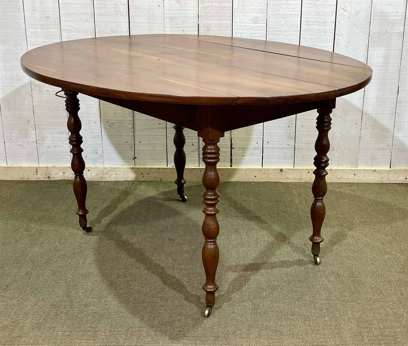 Table Louis Philippe XIXème en merisier