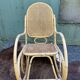 Rocking chair en cannage et rotin