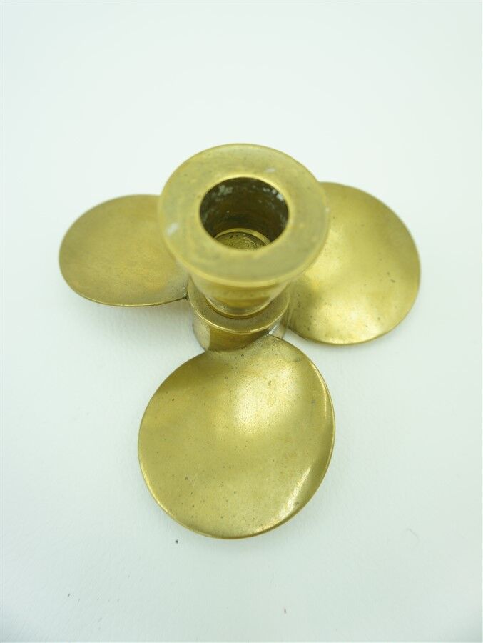 Propeller chandelier