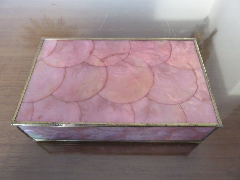 Pink mother-of-pearl and brass box 70s