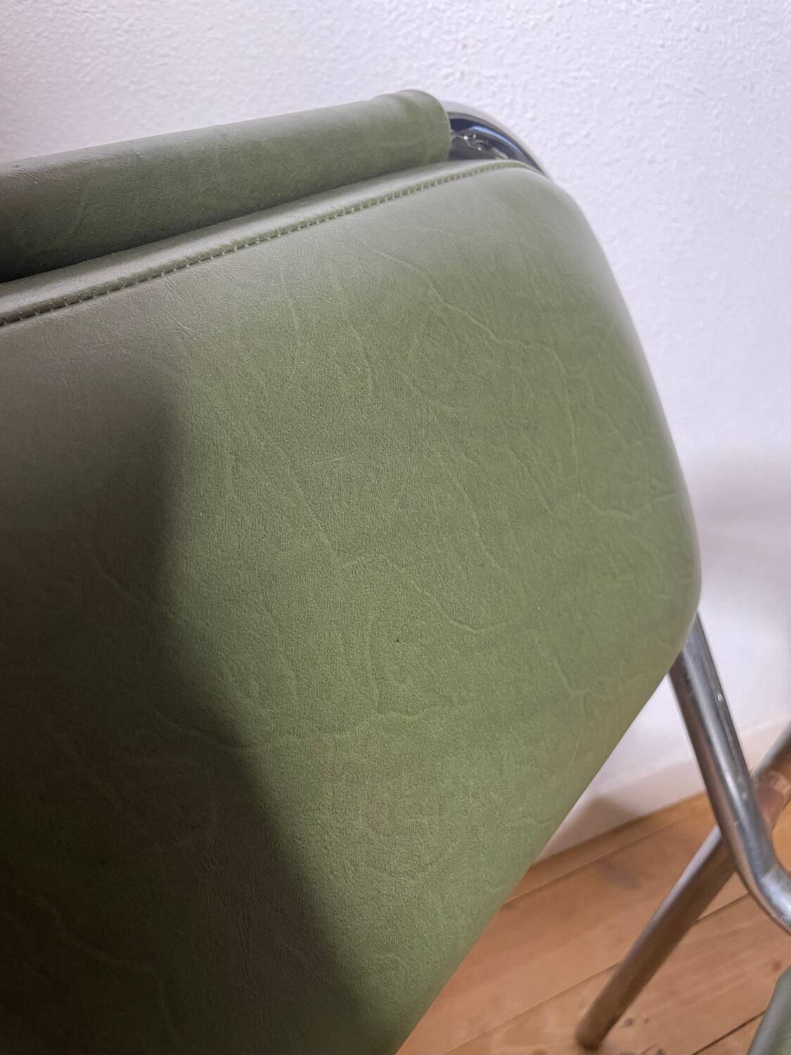 Paire de fauteuils métal chromé vintage année 60/70