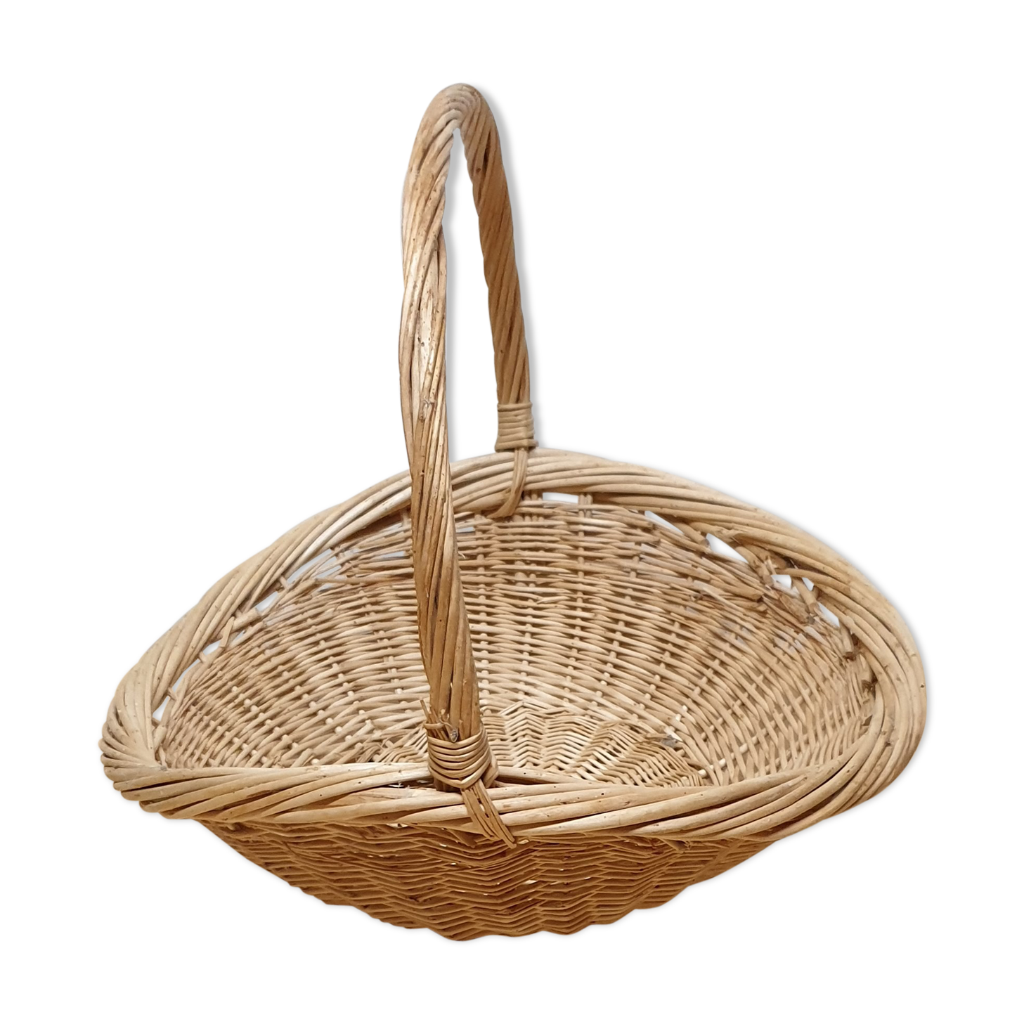 Wicker basket