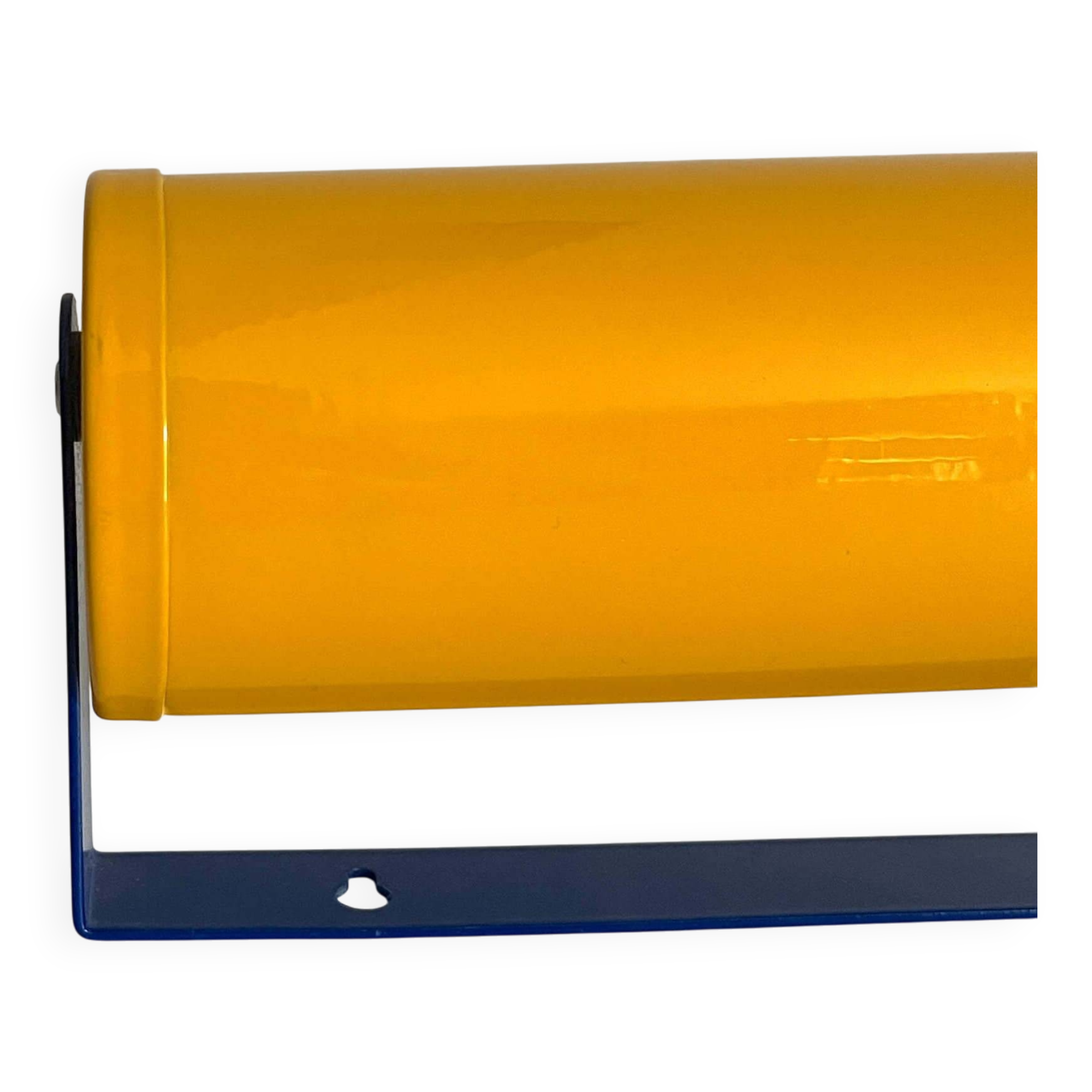 Adjustable wall lamp in yellow and blue.