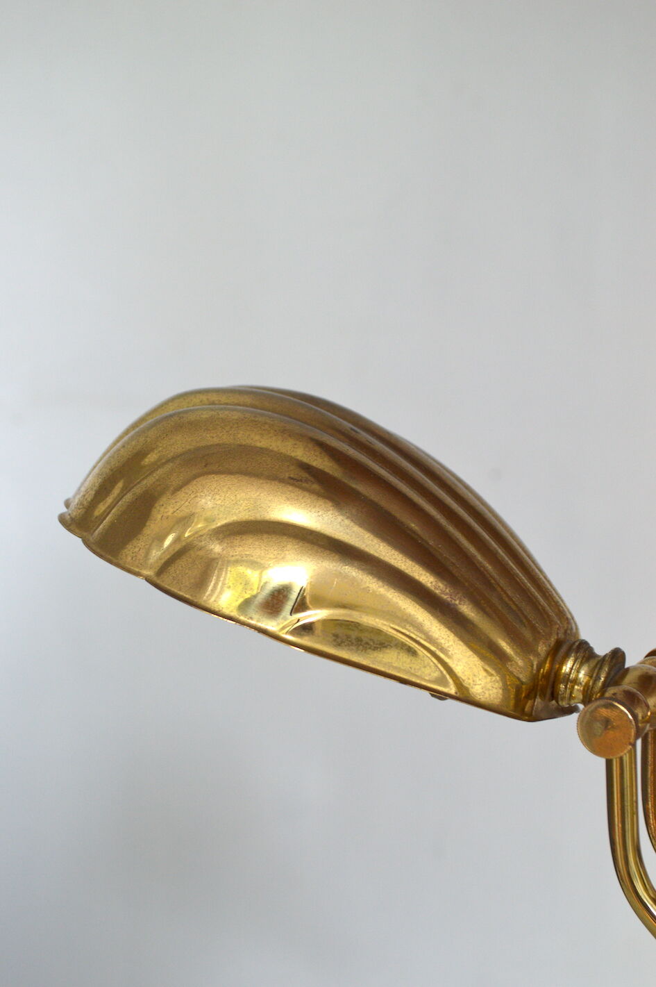 Vintage scallop lamp