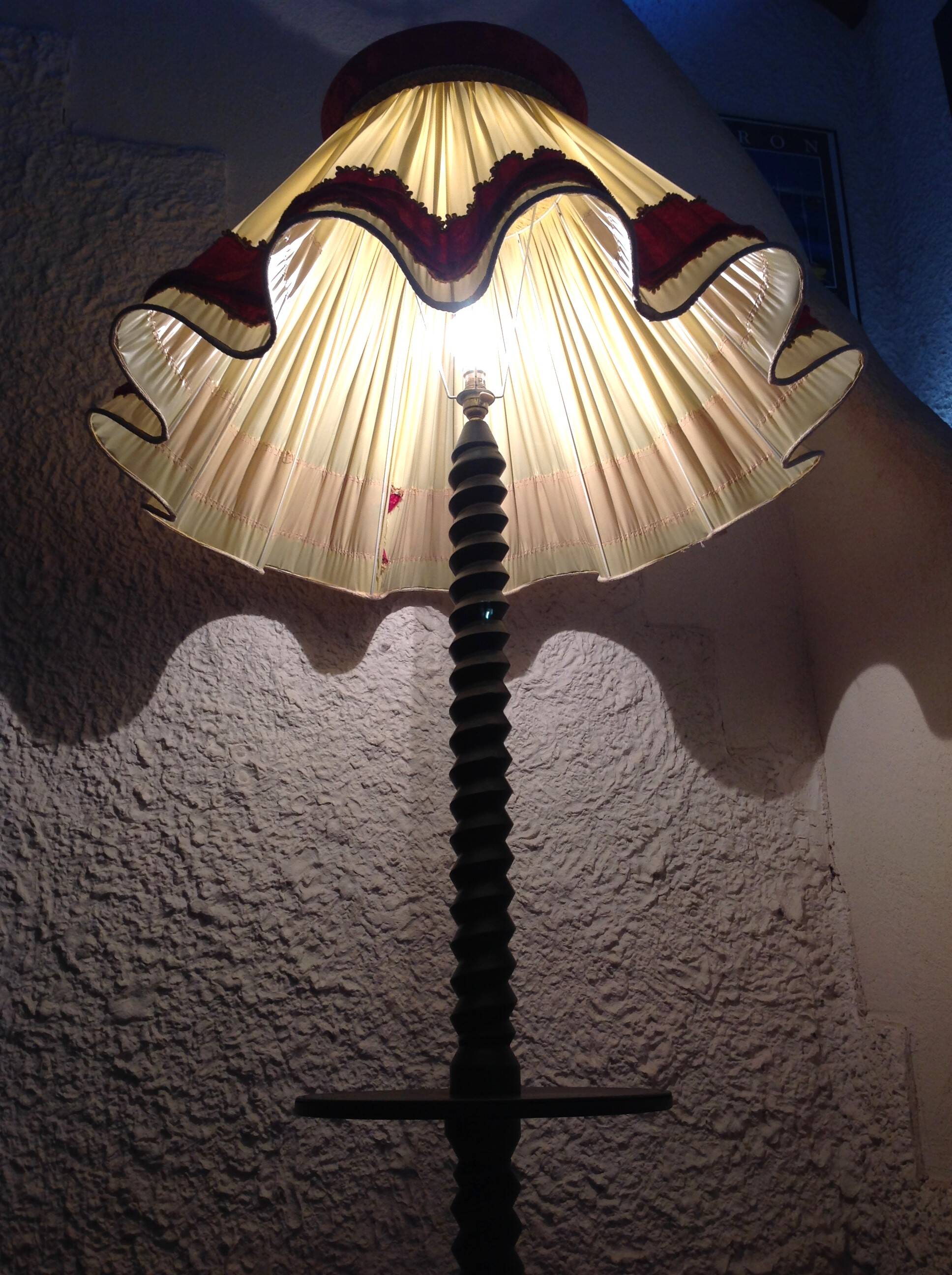 Wooden floor lamp turned in the spirit of Charles Dudouyt / art deco style