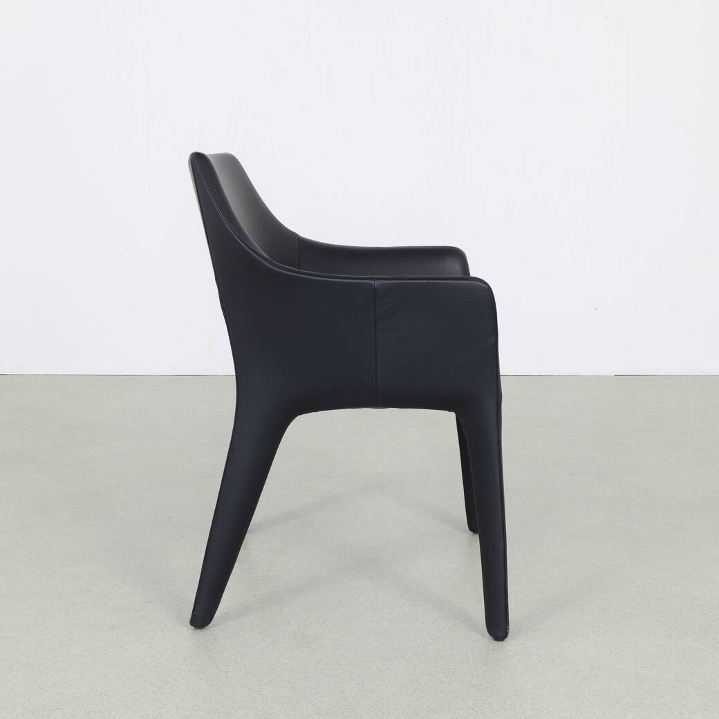 Leather Armchair “Tip Toe Arms” by Bonaldo Italy