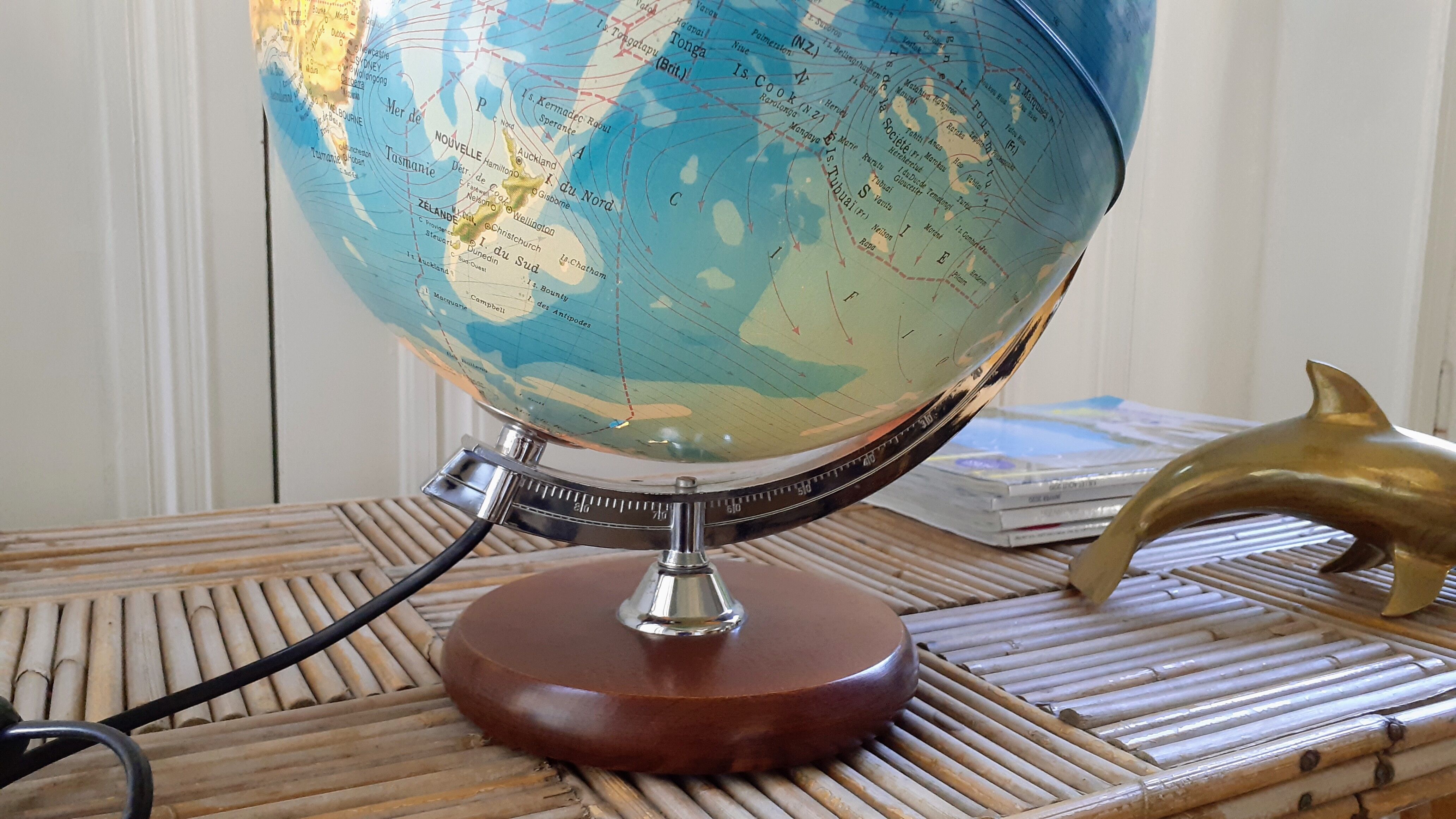 World map bright globe