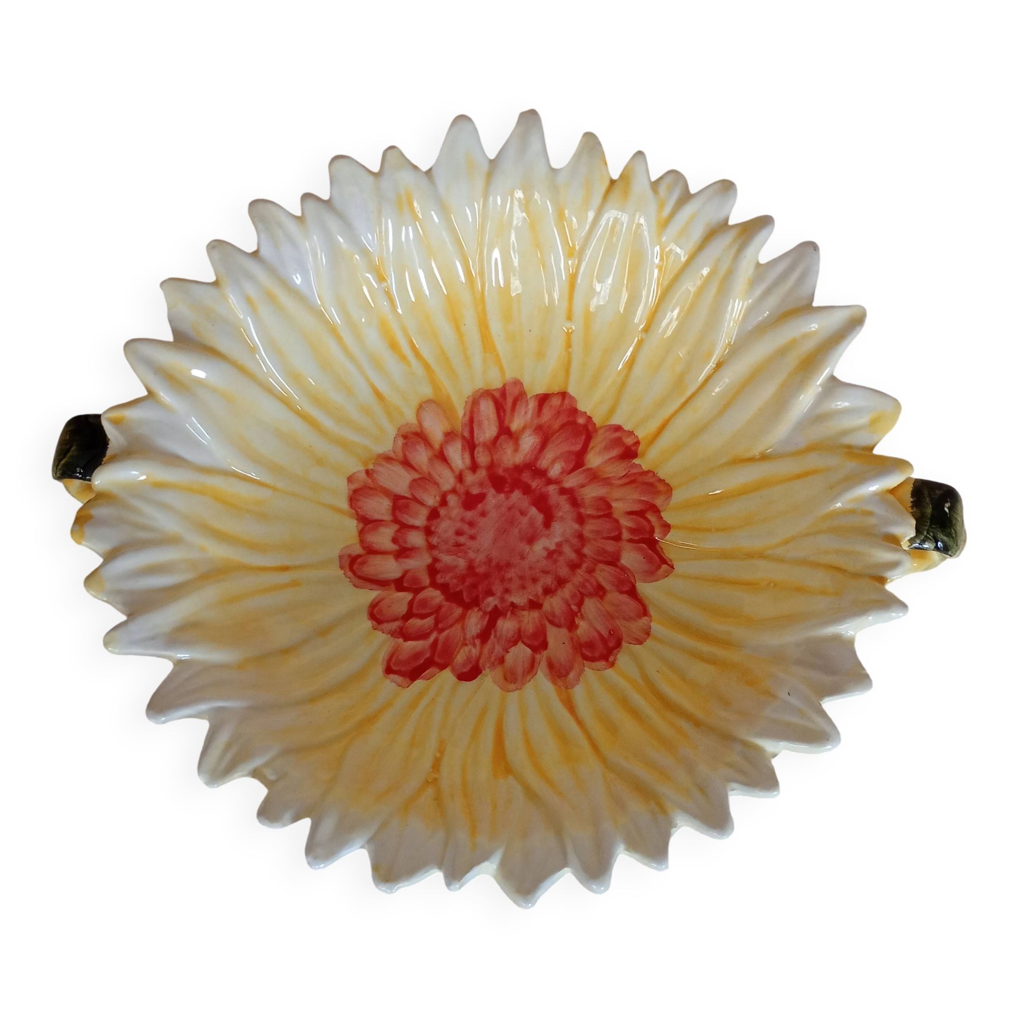 Sunflower-shaped bowl with handles