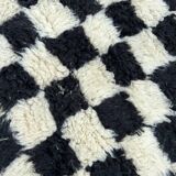 Traditional handmade azilal rug size 150 x 250 cm