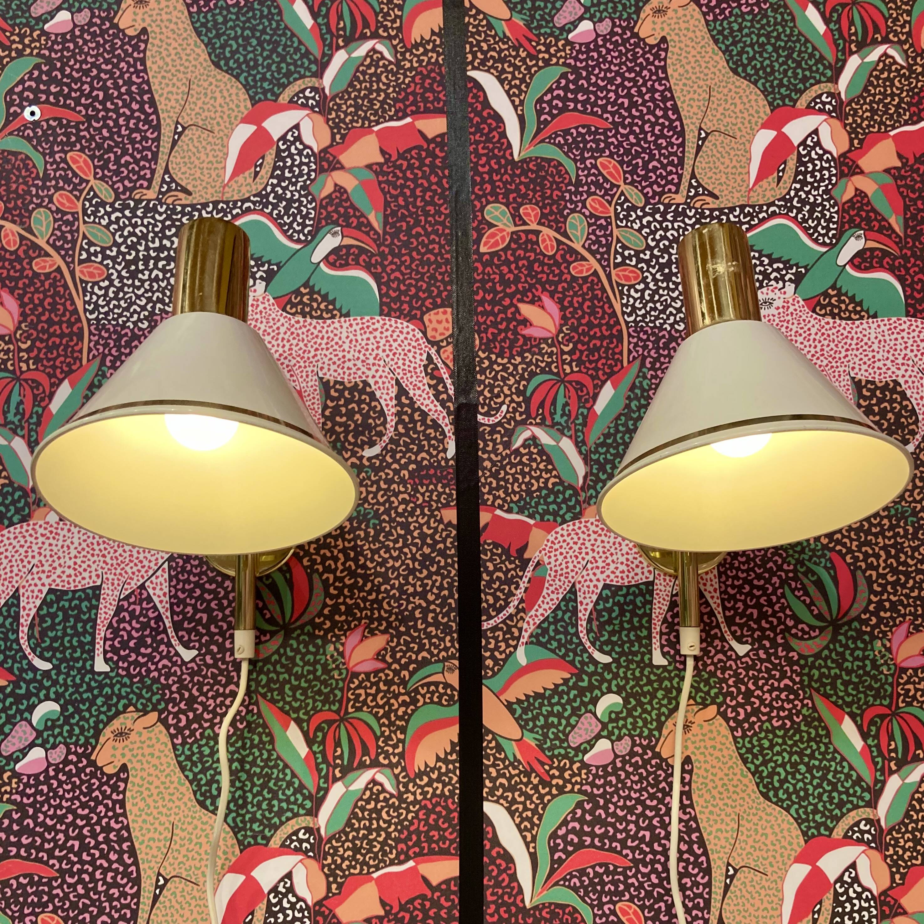 Pair of modular wall lights Scandinavian design 1960.