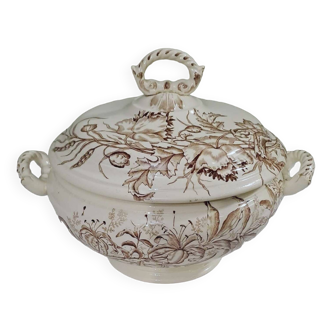 Iron earth soup tureen