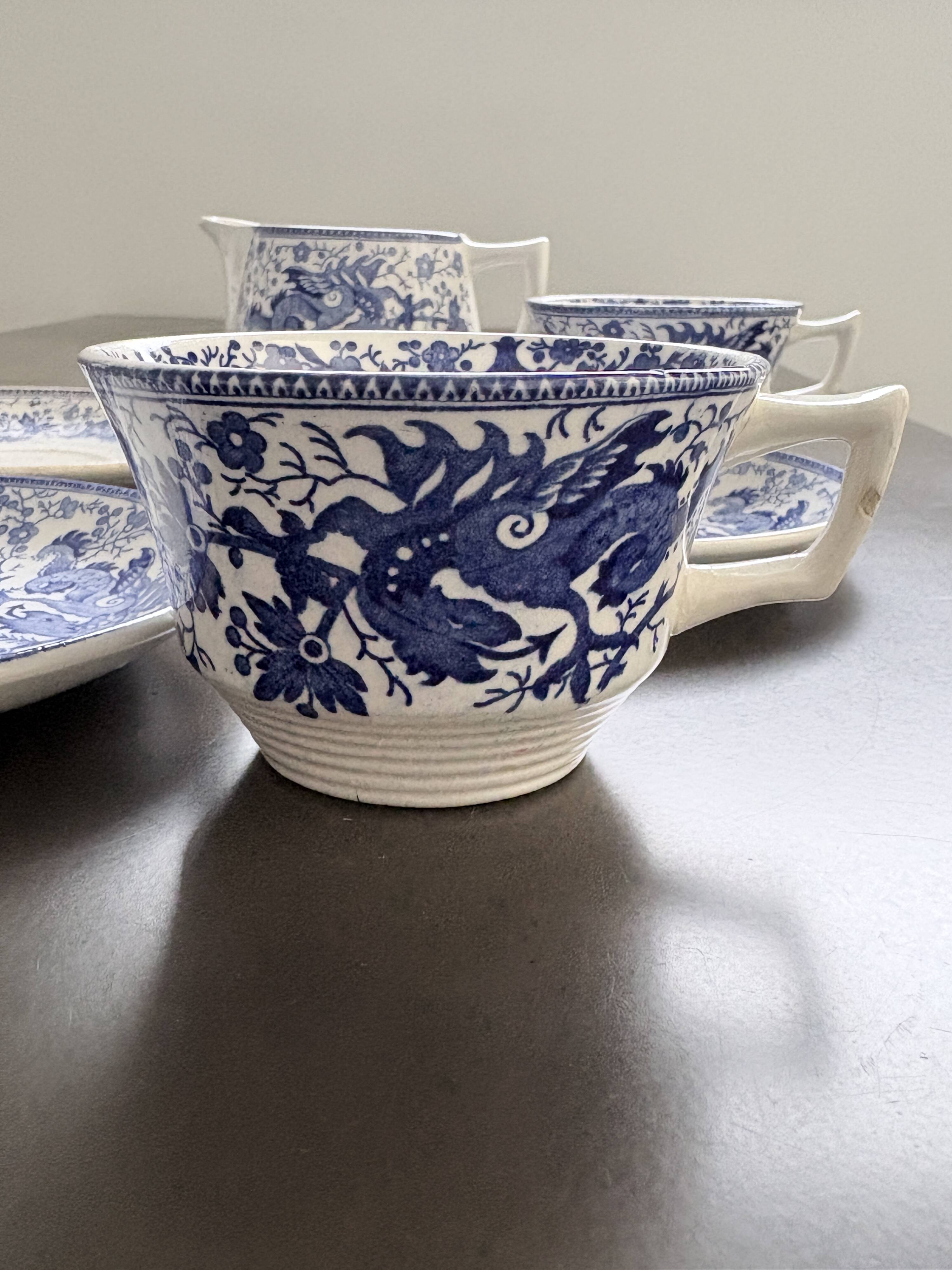 Service Petit-Déjeuner Boch La Louvière – Modèle Dragon Bleu