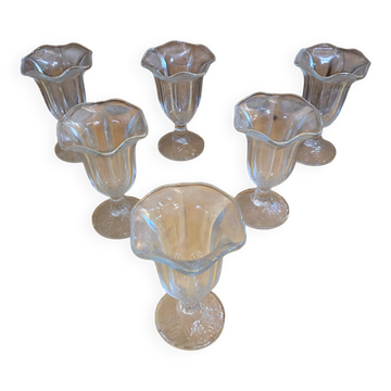 Set of 6 Ice Cream Bowls FIDENZA Moulded Glass Petal Shape Italy #E126