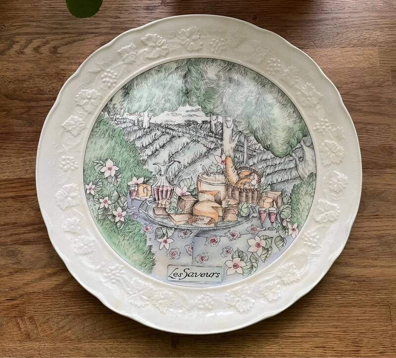Cheese plates Gien