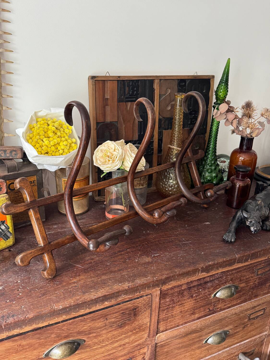 Porte manteau mural en bois Thonet