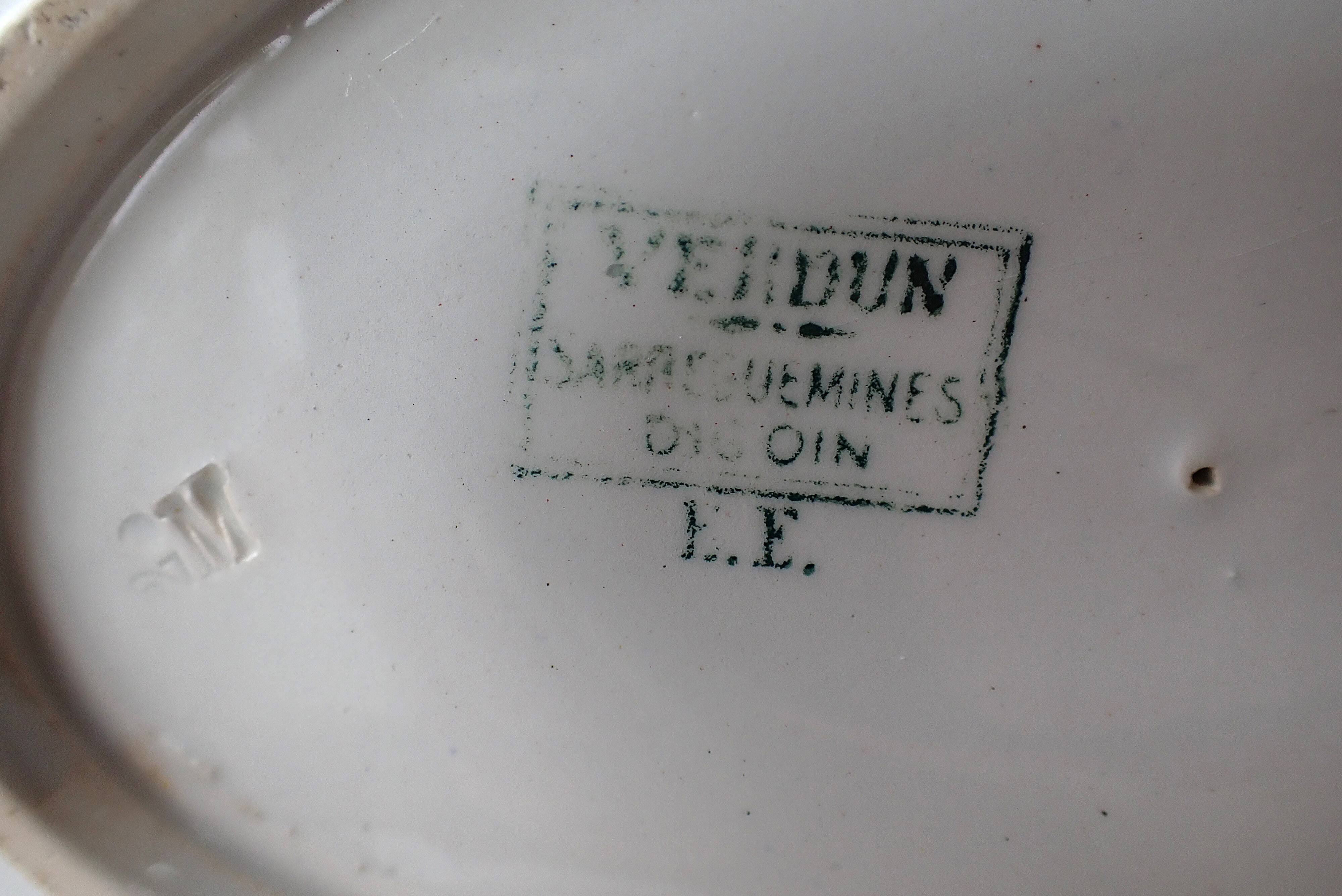 Saucière ancienne - Manufacture Sarreguemines Digoin modèle Verdun