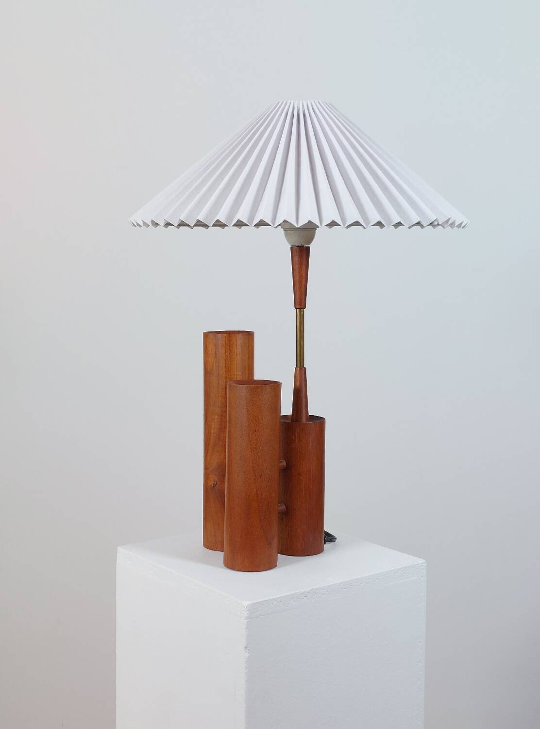 Vintage 50s wooden table lamp with pleated shade.