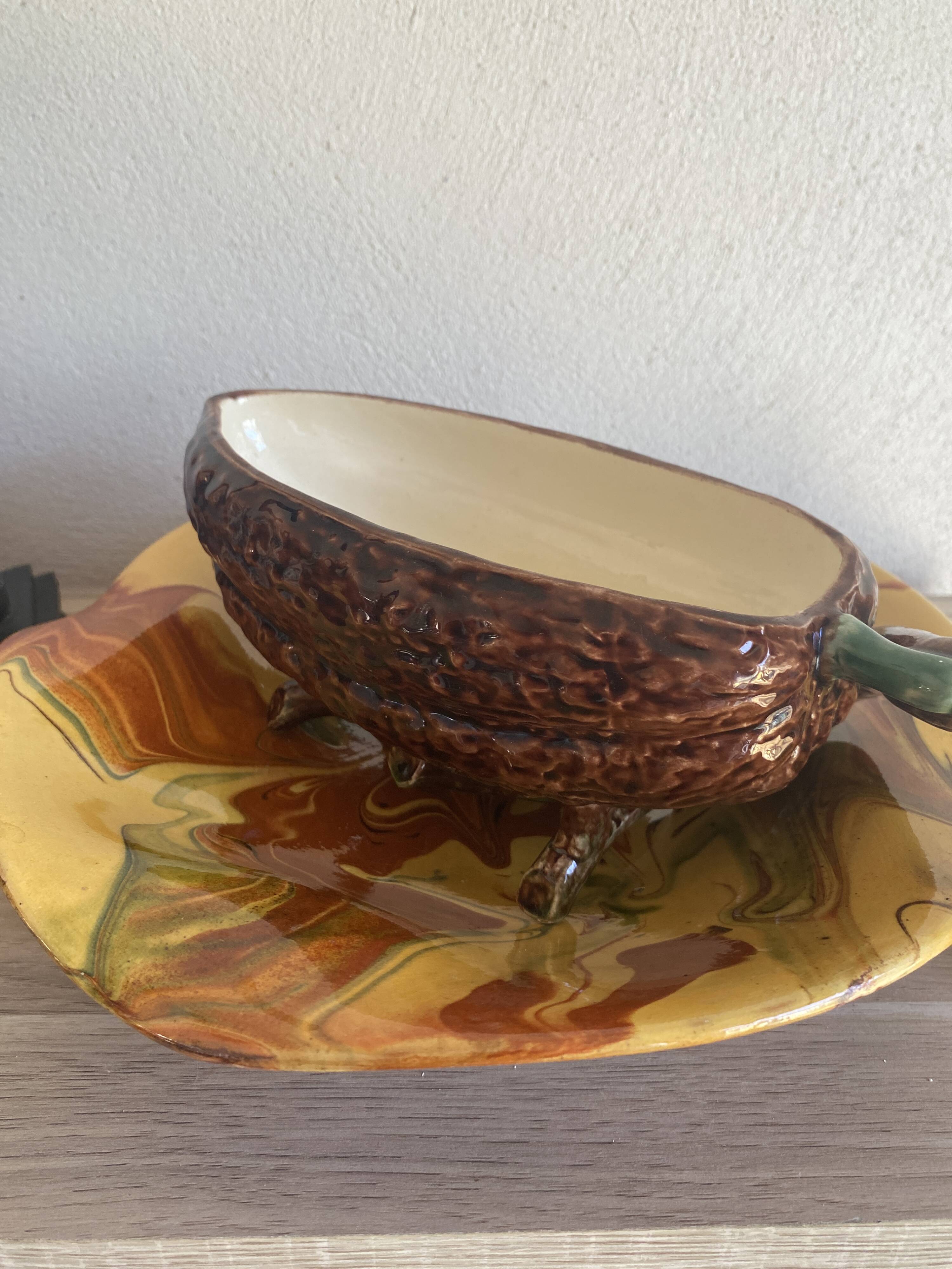 XXL cocoa pod slip dish