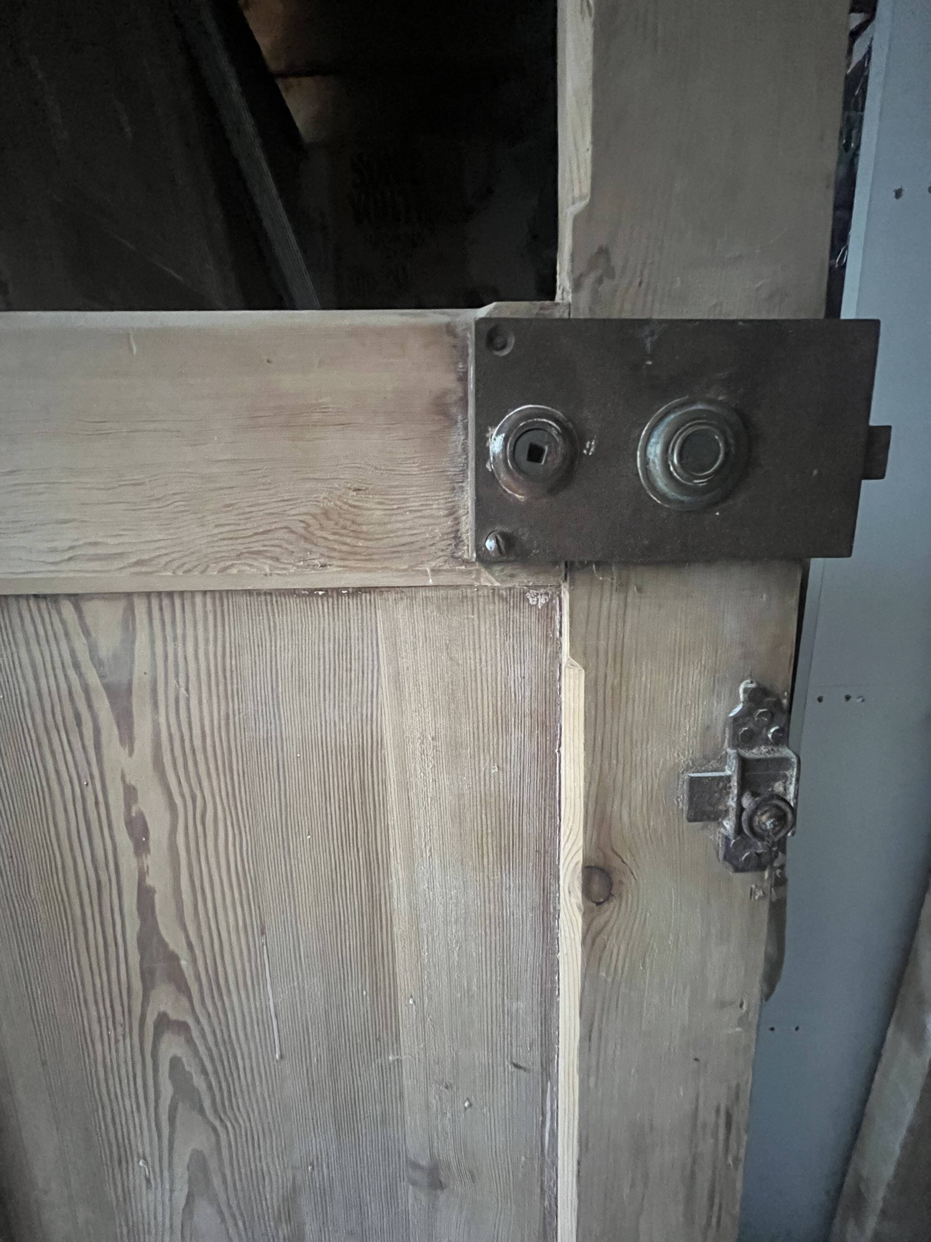 Old door (without glazing)