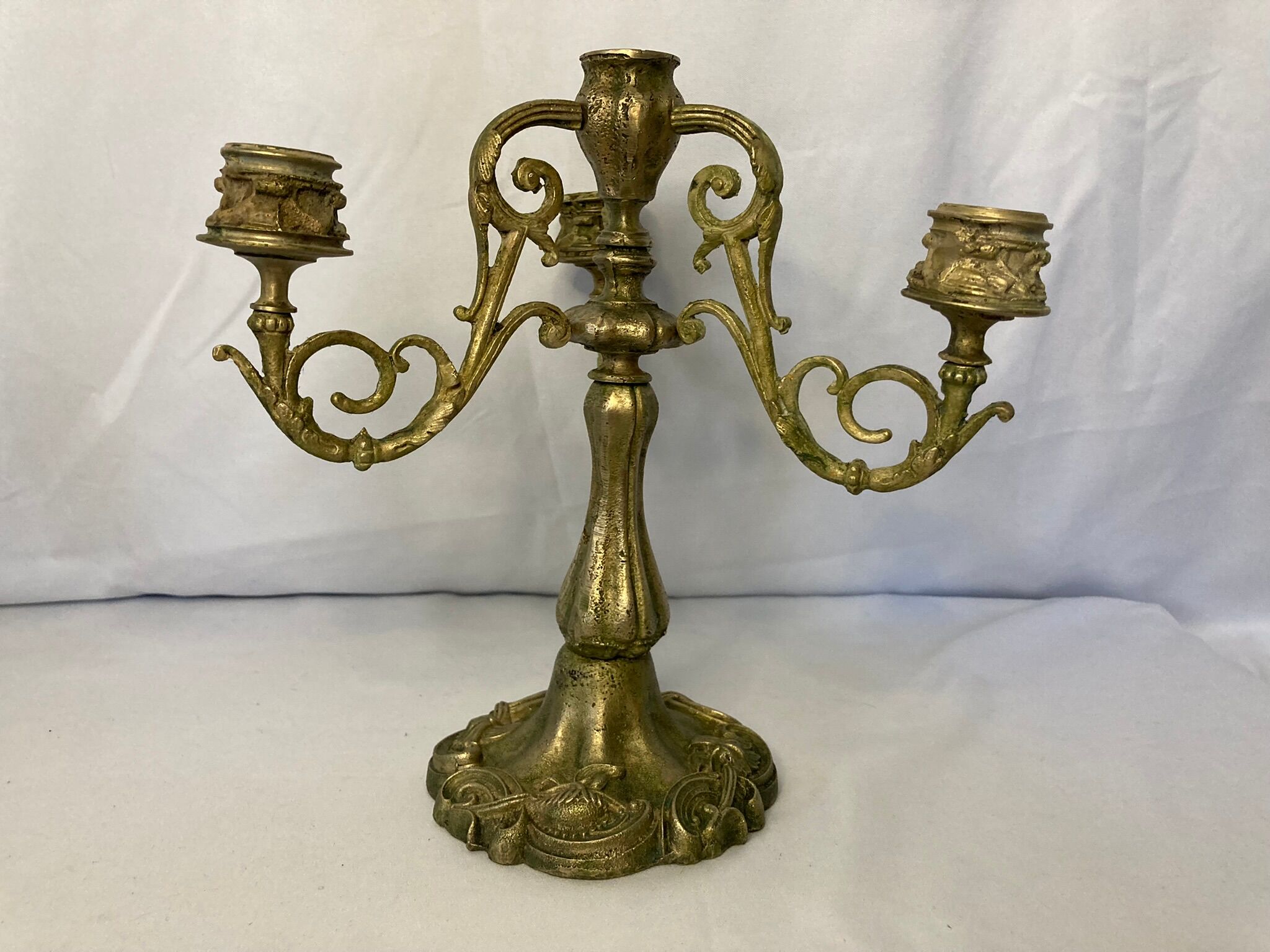 Old three-pointed bronze chandelier early twentieth century