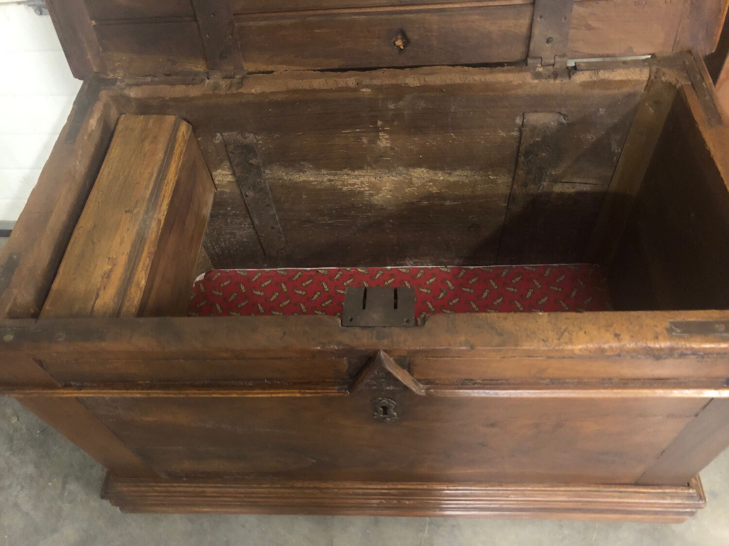 Chest from the late 17th century