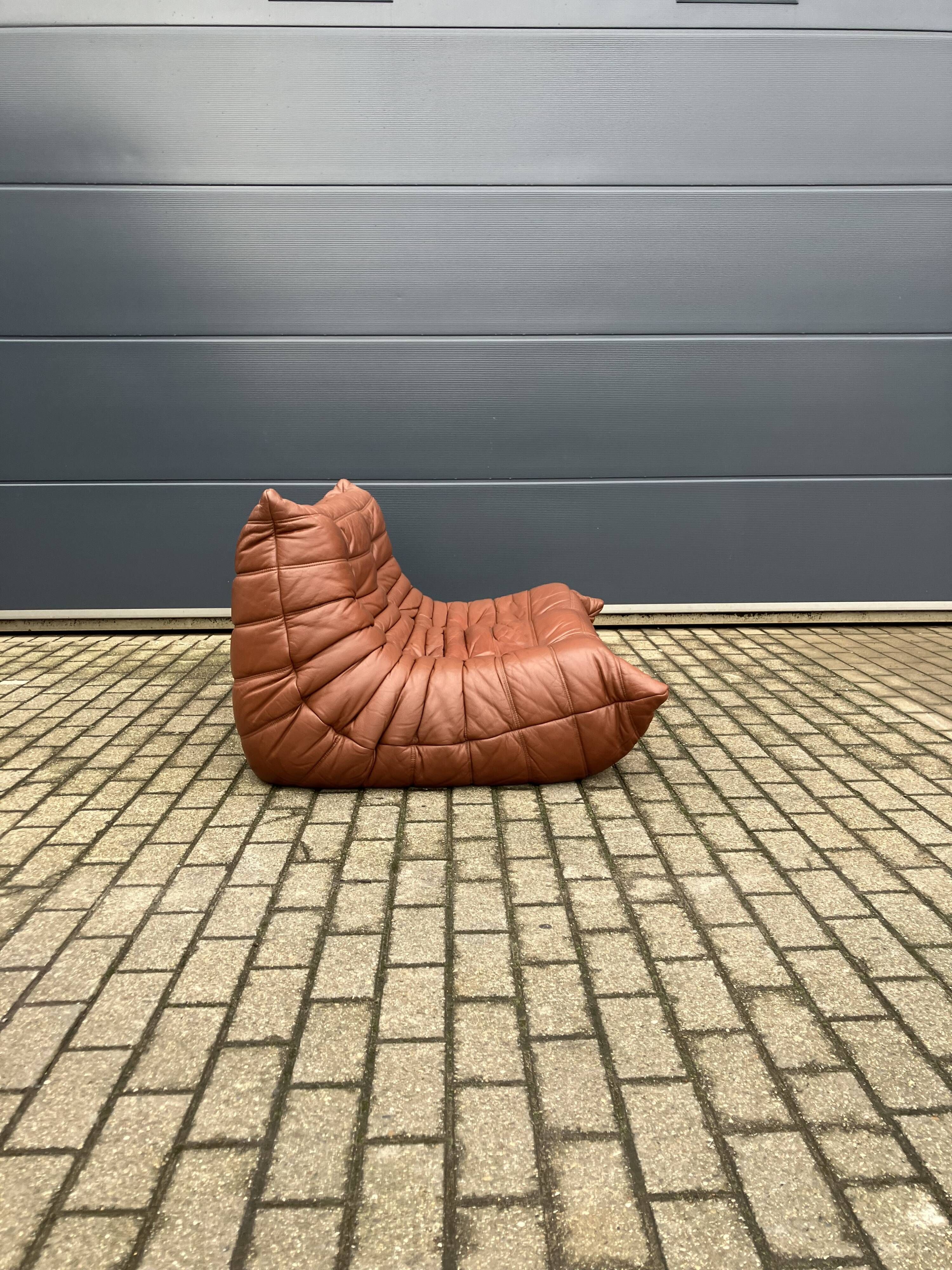 100% original vintage Cognac leather Togo Ligne Roset 2zit
