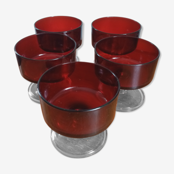 5 red vintage ice cream cups