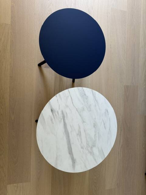 Lot de 2 tables basses Imperial Line UFO – Fenix bleu & marbre blanc