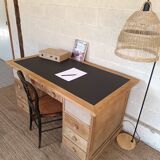 Ancien bureau style notaire