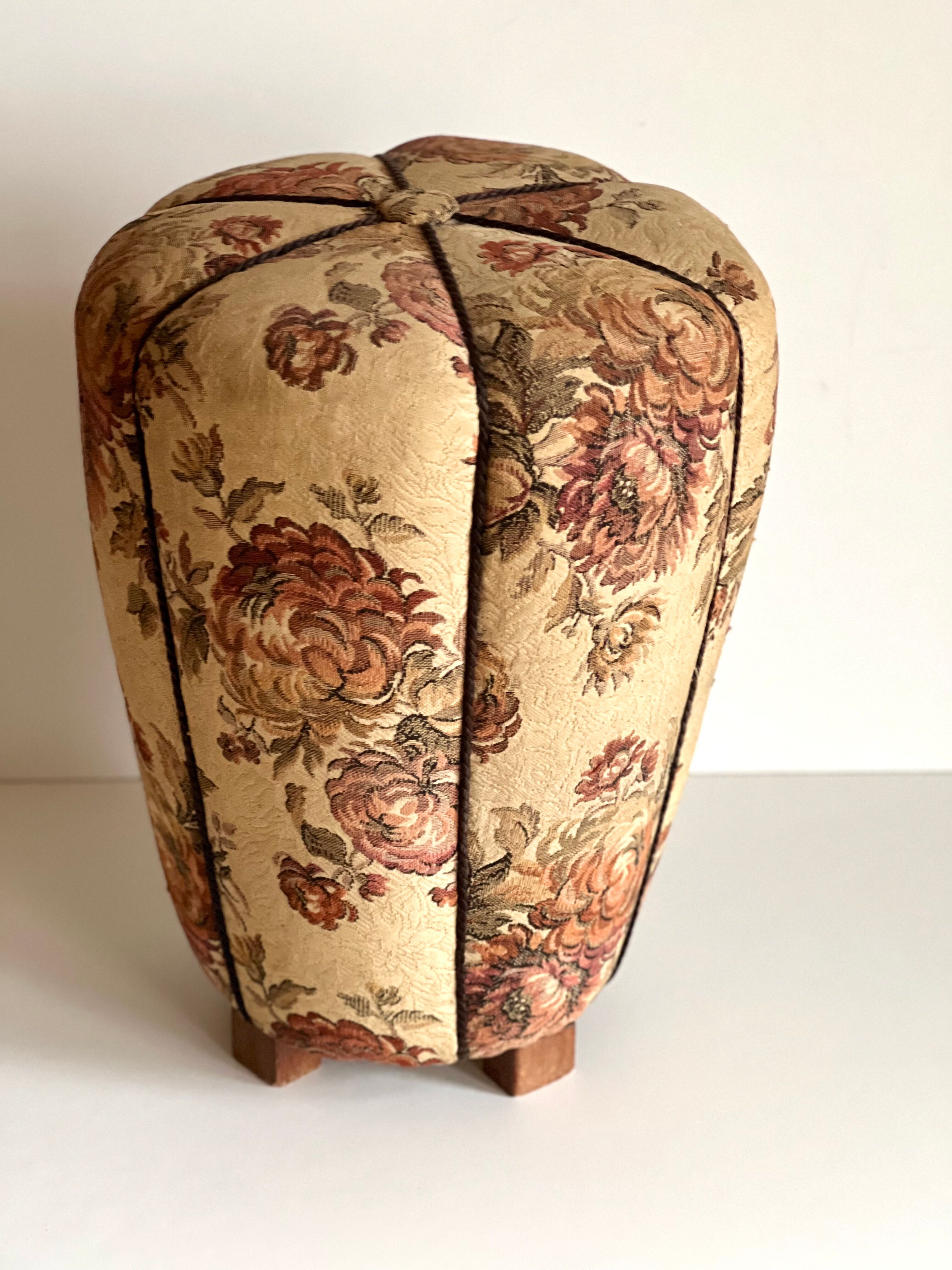 Tabouret de Jindrich Halabala, 1930'