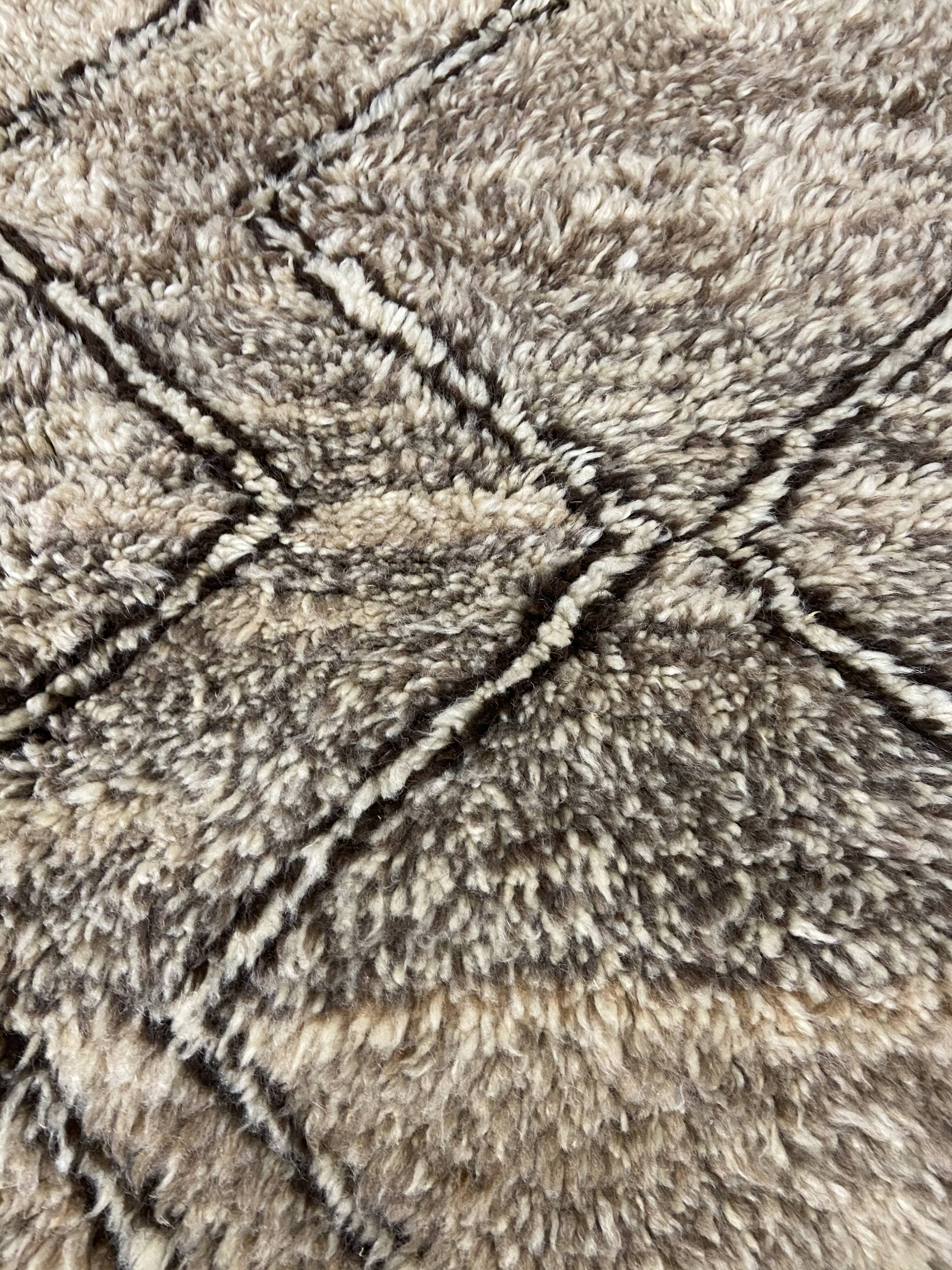 Berber blessed ouarain rug 315x190cm