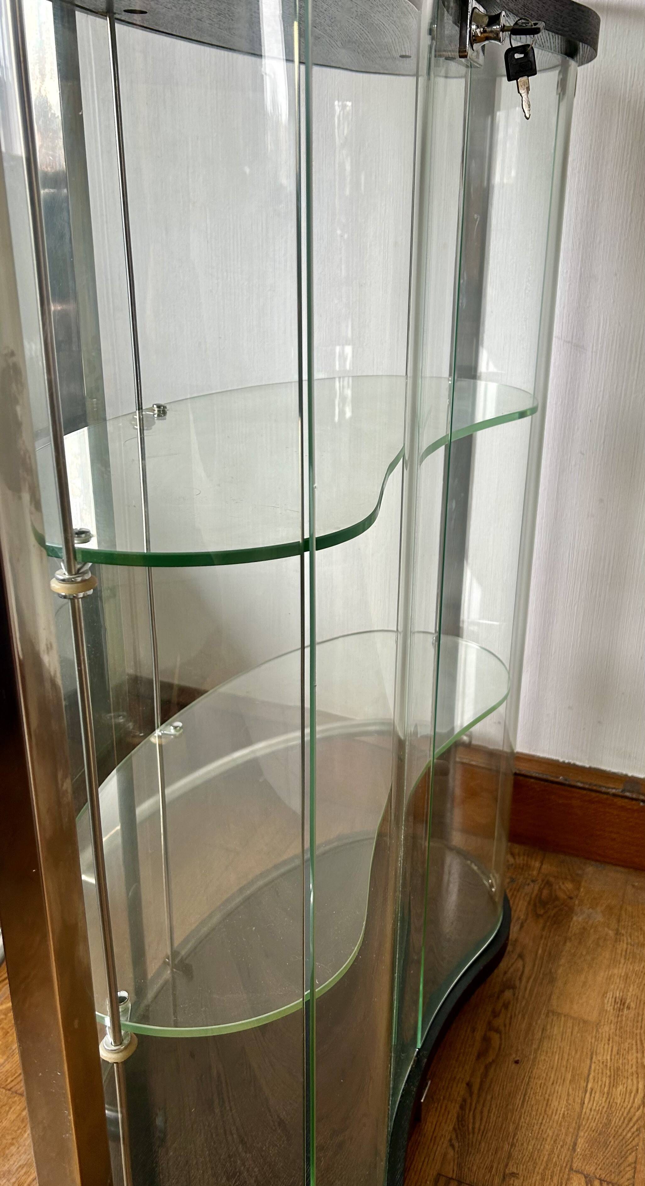 Rounded bar in tempered glass 1980