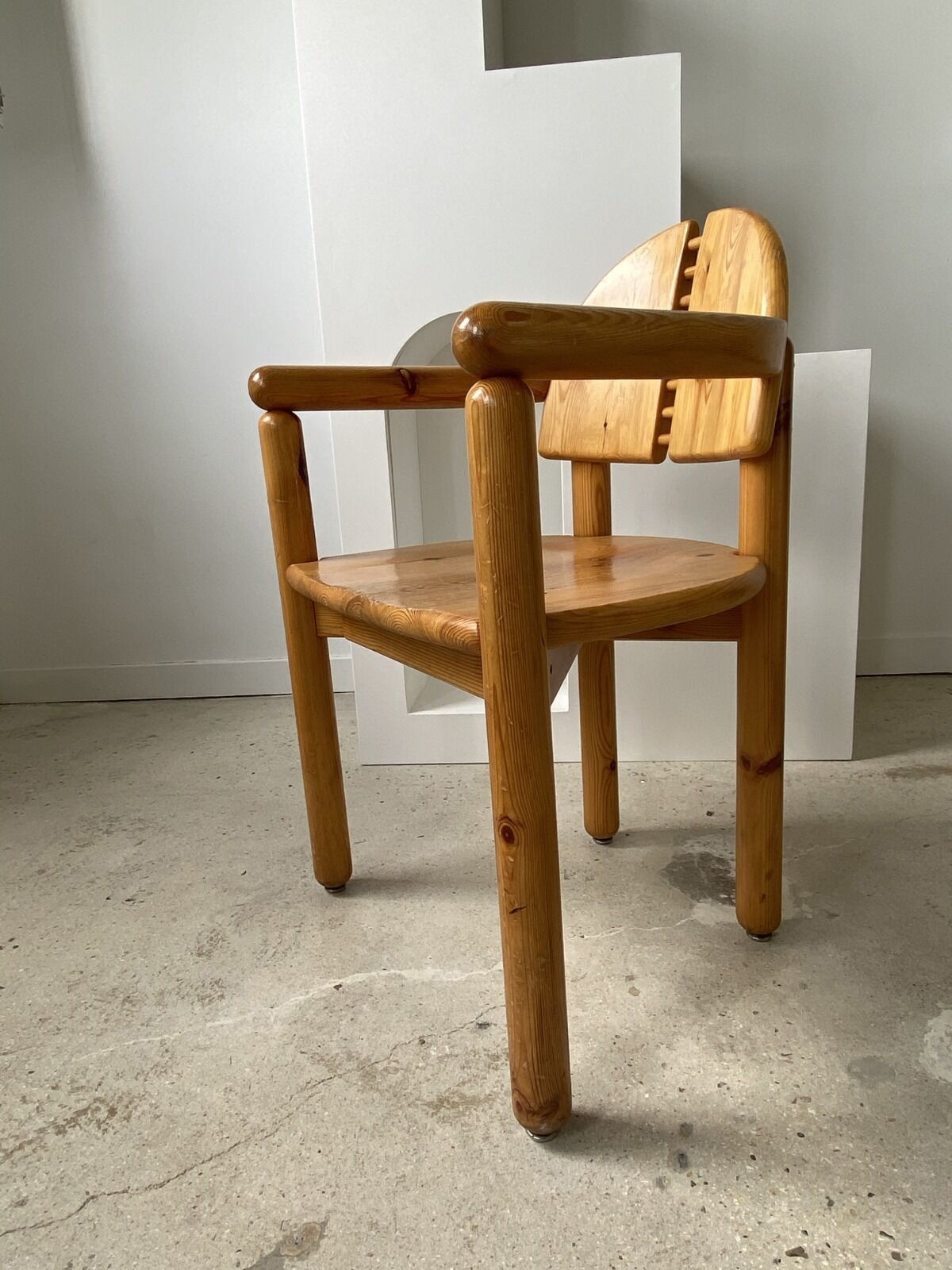 Pine armchair René Daumiller