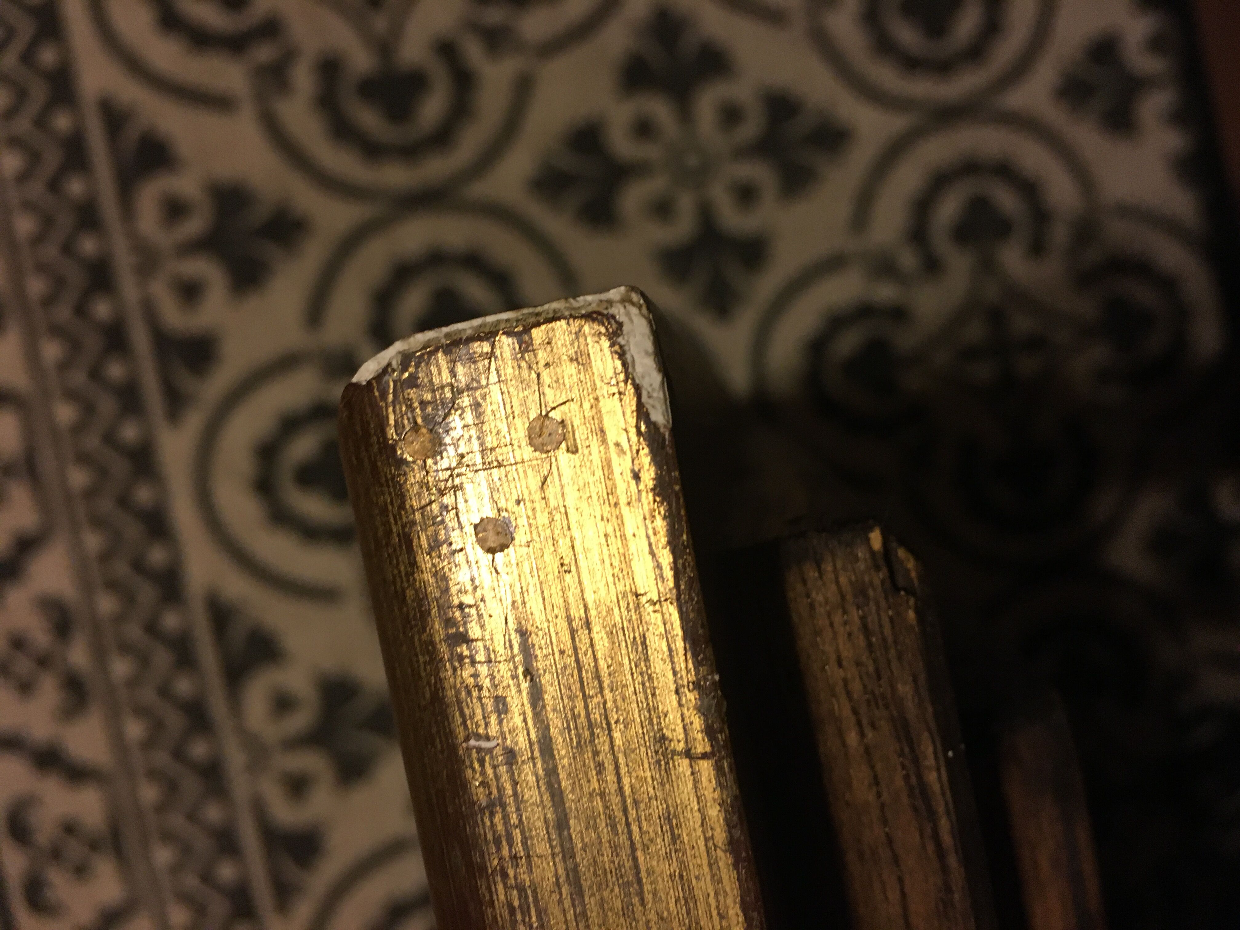 Golden mirror with 68 x 54 cm