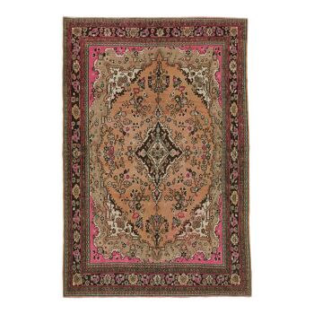 Hand-knotted persian antique 1970s 213 cm x 315 cm beige wool carpet